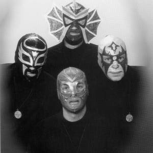 Los Straitjackets