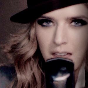 ZZ Ward